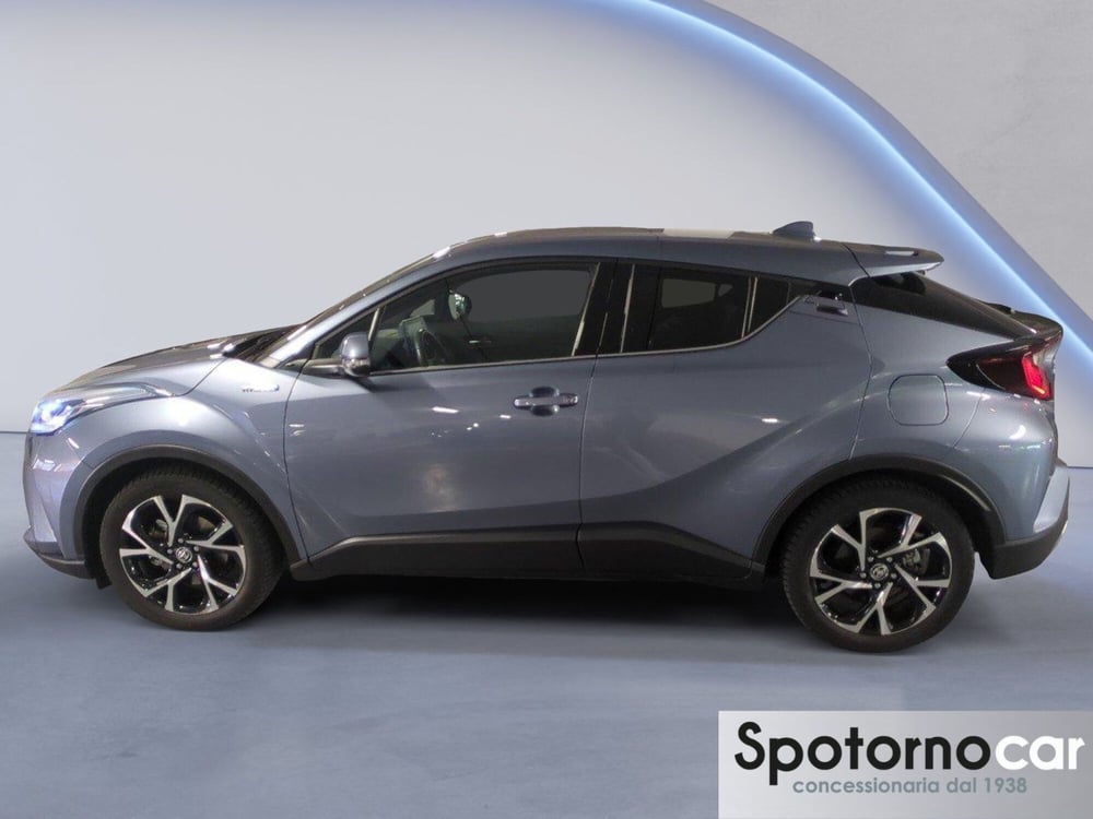 Toyota Toyota C-HR usata a Milano (2)