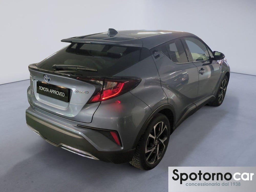 Toyota Toyota C-HR usata a Milano (6)