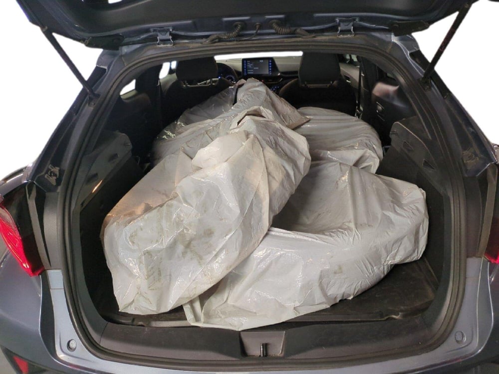 Toyota Toyota C-HR usata a Milano (9)
