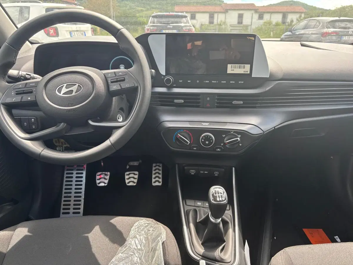 Hyundai Bayon nuova a Macerata (4)