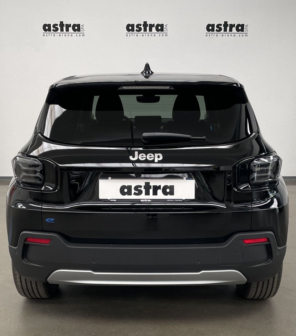 Jeep Avenger nuova a Novara (4)