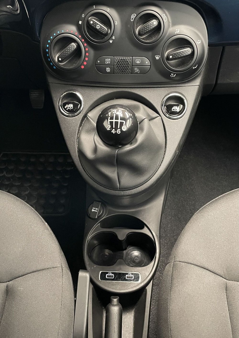 Fiat 500C Cabrio usata a Novara (12)