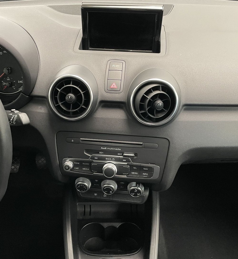 Audi A1 Sportback usata a Novara (14)