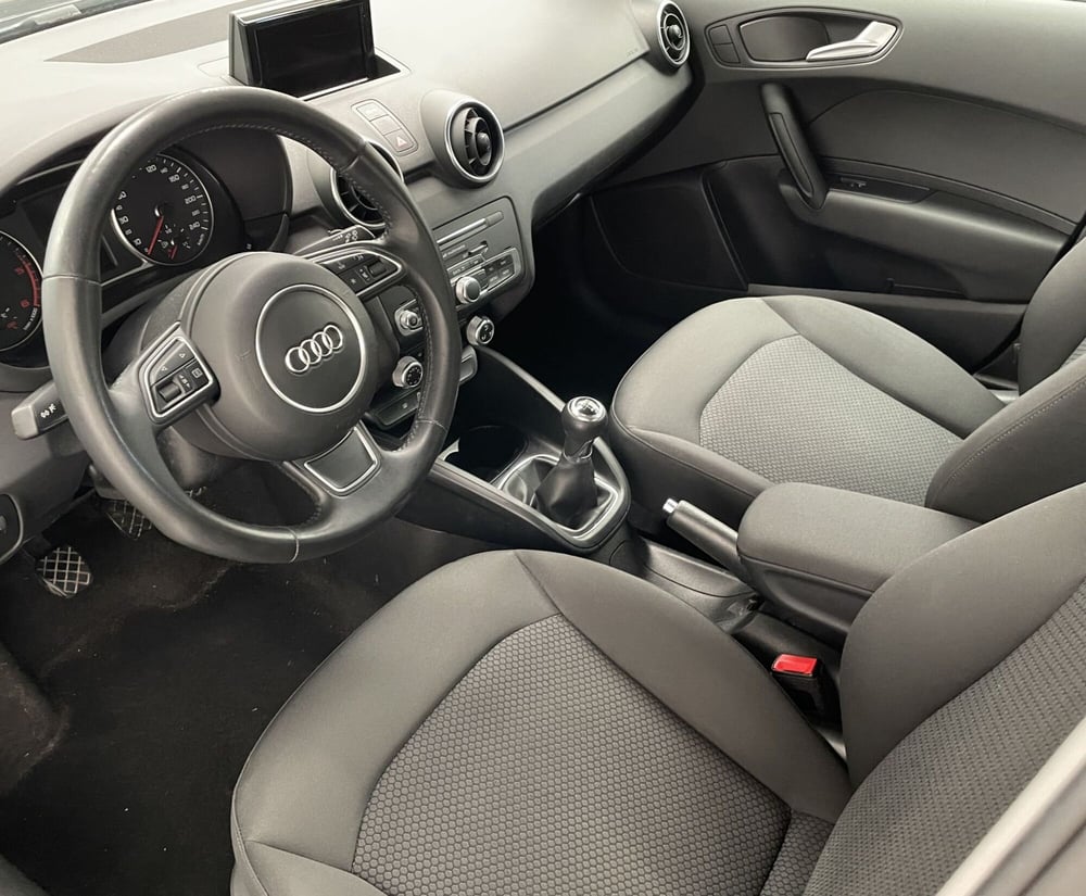 Audi A1 Sportback usata a Novara (8)