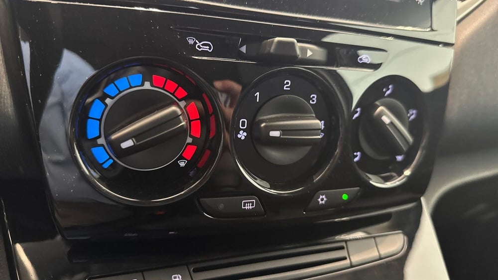 Lancia Ypsilon usata a Viterbo (15)