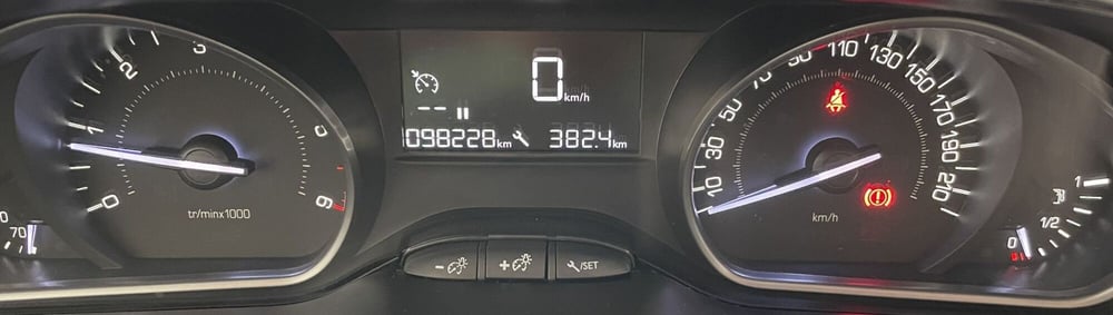 Peugeot 208 usata a Novara (14)