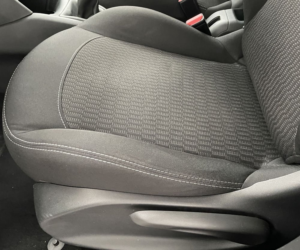 Peugeot 208 usata a Novara (18)