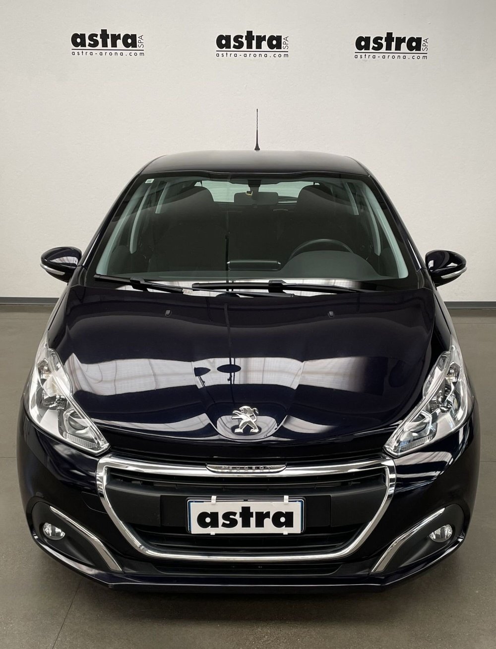 Peugeot 208 usata a Novara (2)