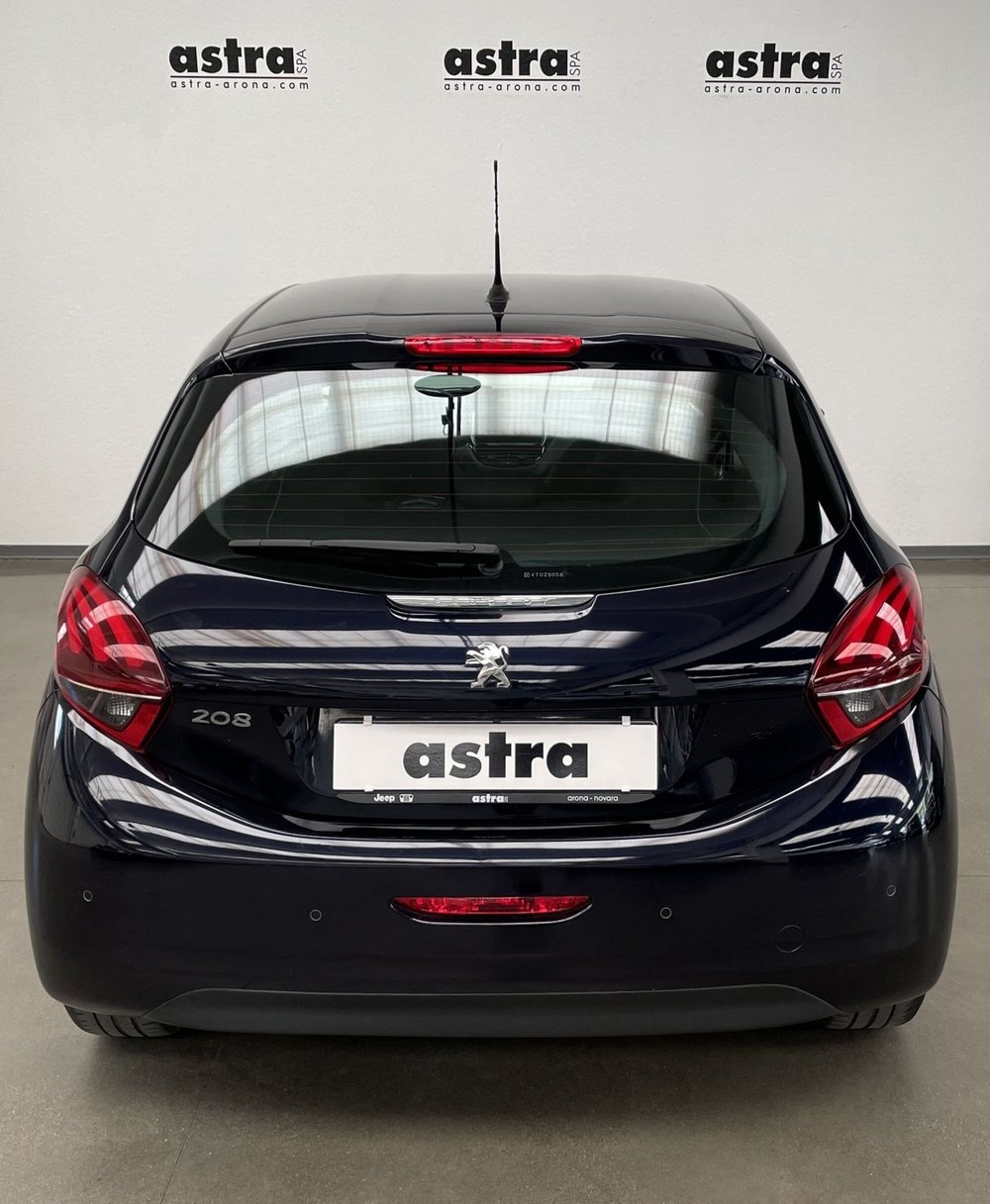 Peugeot 208 usata a Novara (5)
