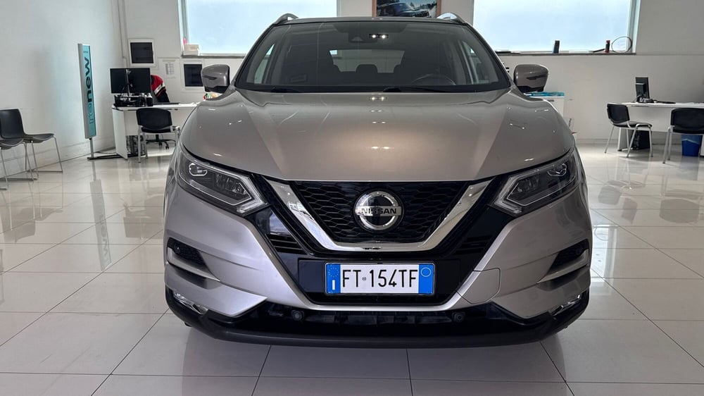 Nissan Qashqai usata a Viterbo (2)
