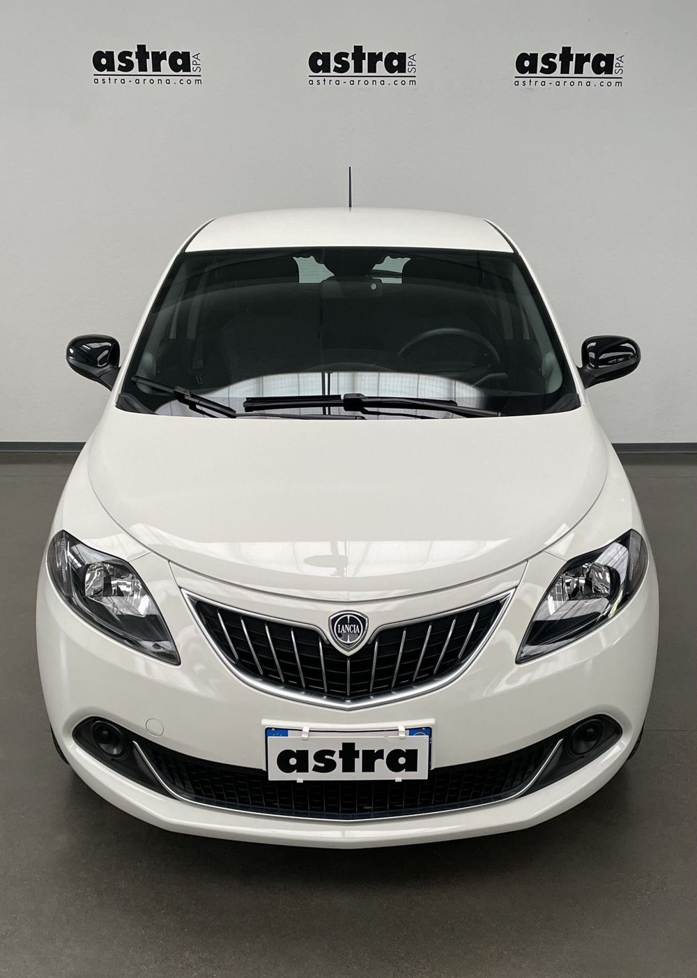 Lancia Ypsilon usata a Novara (2)