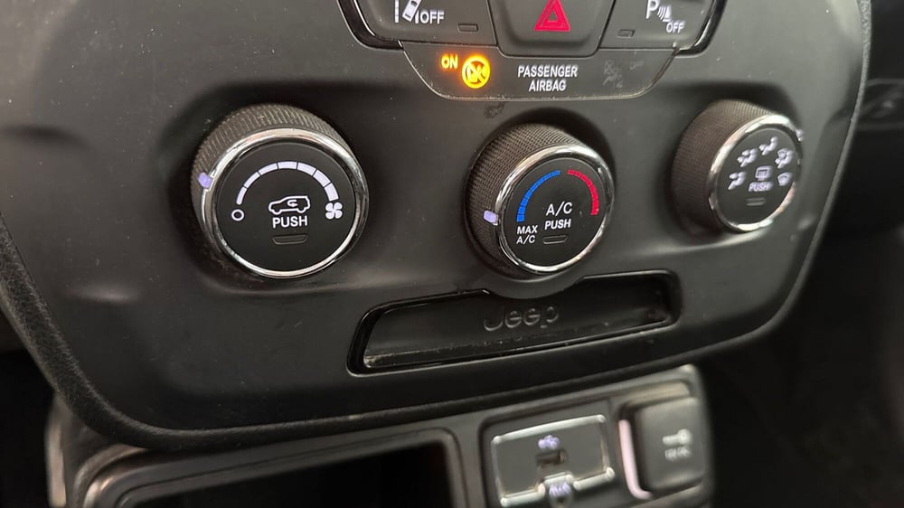 Jeep Renegade usata a Viterbo (15)