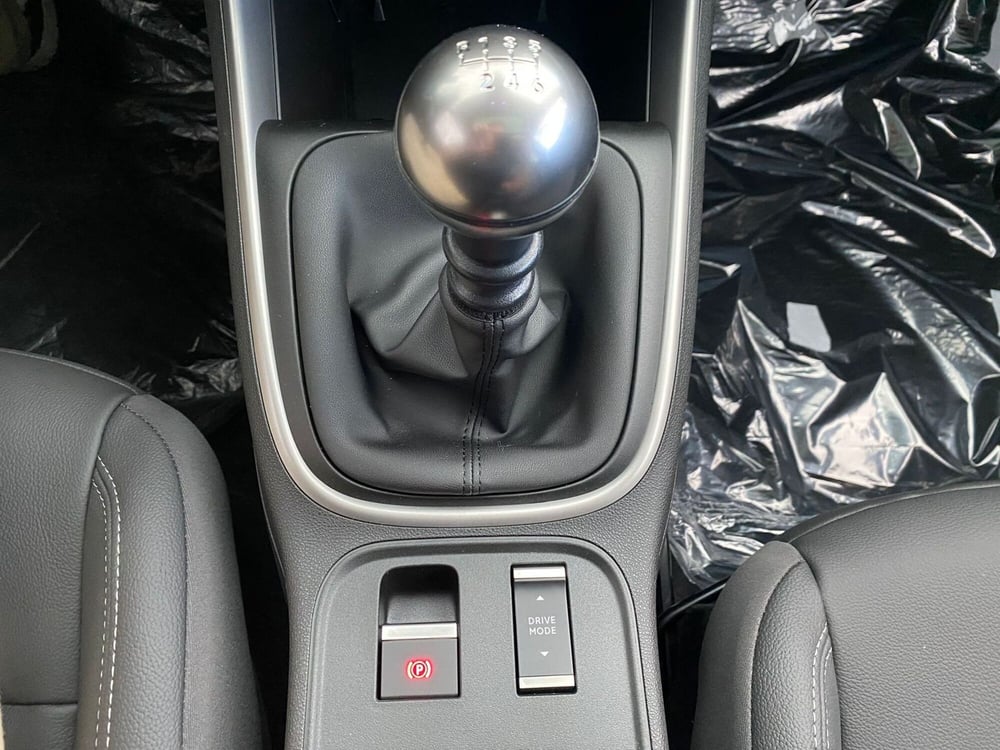 Jeep Avenger nuova a La Spezia (19)