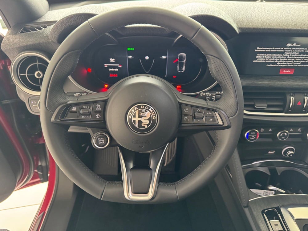 Alfa Romeo Stelvio nuova a Reggio Emilia (12)