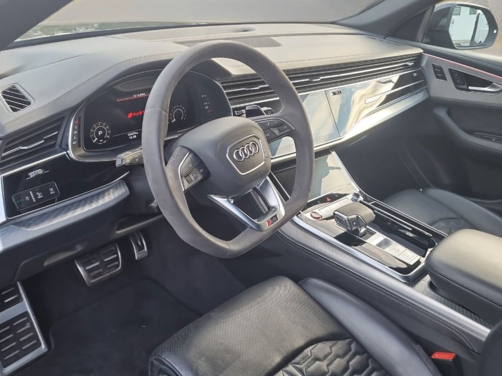 Audi RS Q8 usata a Pisa (15)