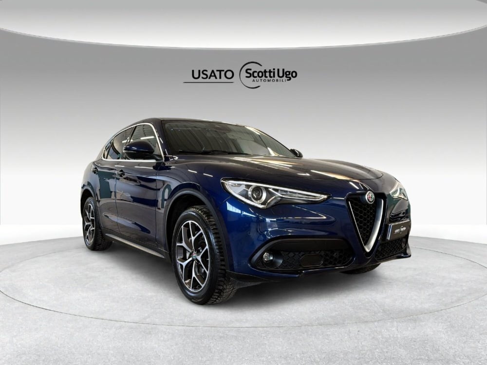 Alfa Romeo Stelvio usata a Siena (14)