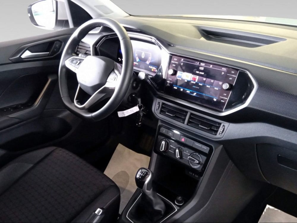 Volkswagen T-Cross usata a Siena (12)