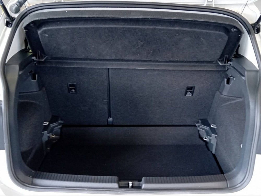 Volkswagen T-Cross usata a Siena (16)
