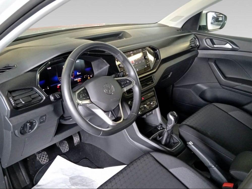 Volkswagen T-Cross usata a Siena (9)