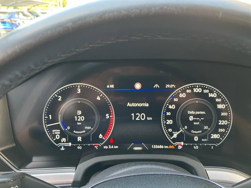 Volkswagen Touareg usata a Bologna (17)