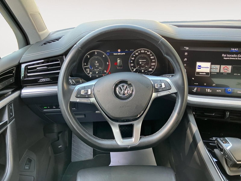 Volkswagen Touareg usata a Bologna (7)