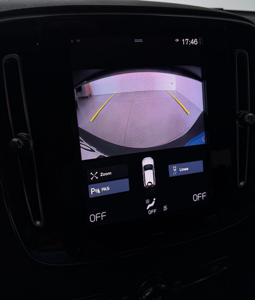 Volvo XC40 usata a Parma (7)