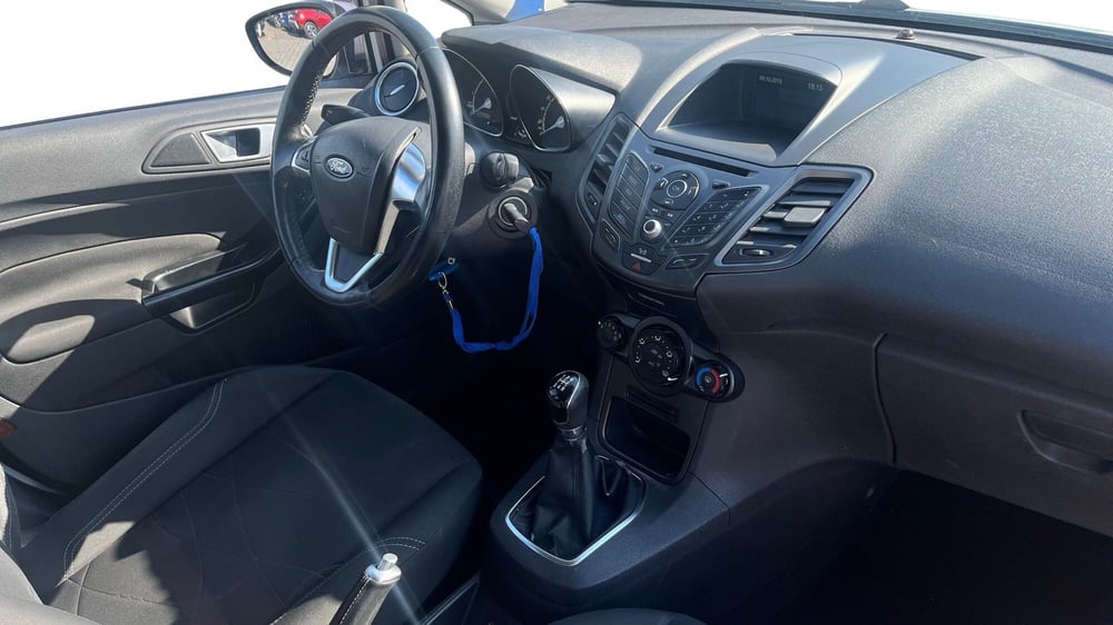Ford Fiesta usata a Catania (10)