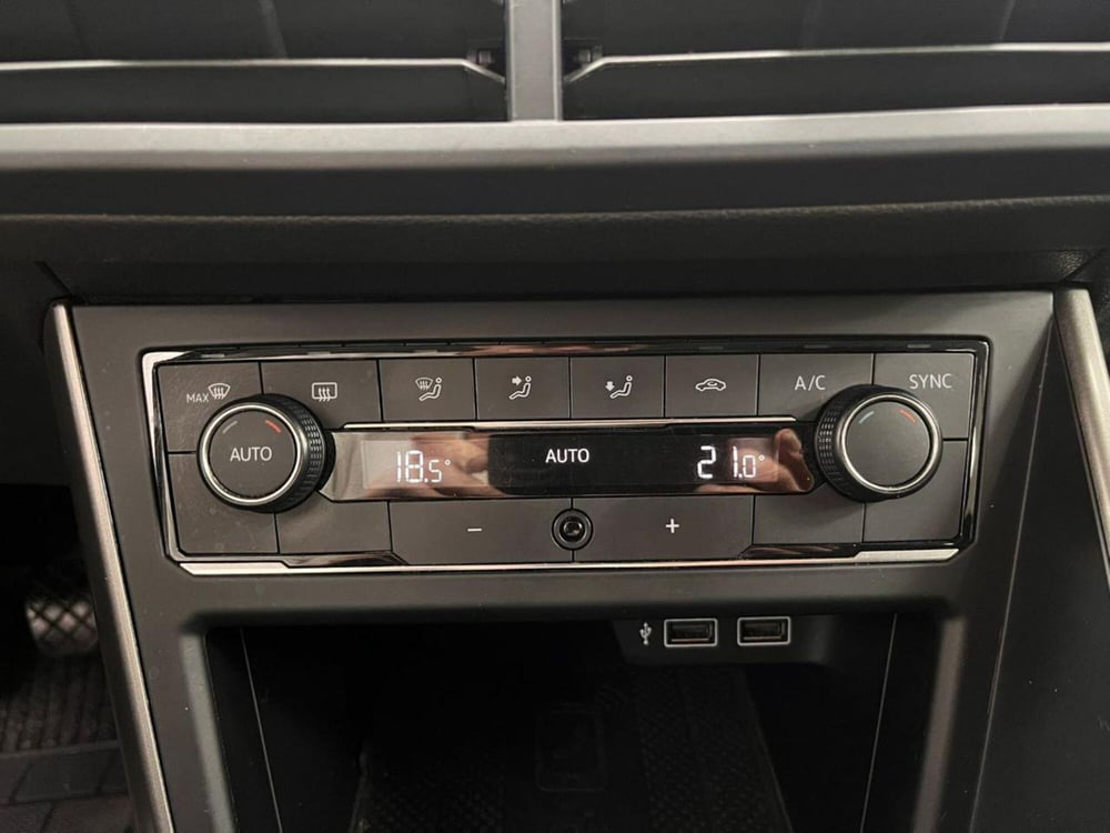 Volkswagen Polo usata a Como (14)