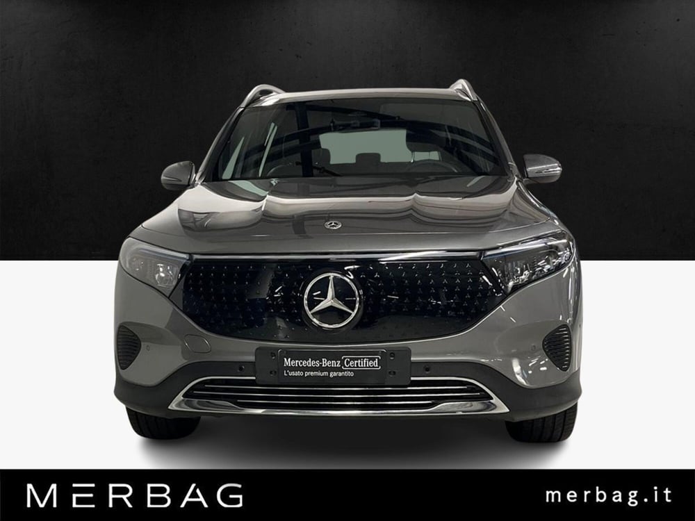 Mercedes-Benz EQB usata a Milano (3)
