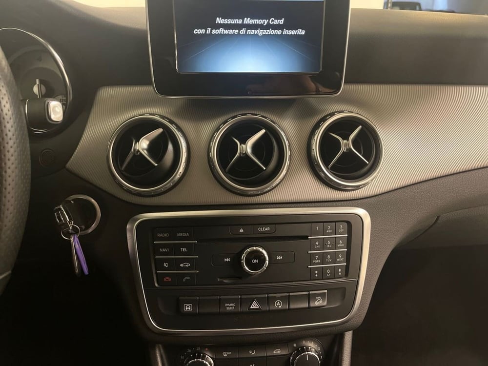 Mercedes-Benz GLA SUV usata a Milano (14)