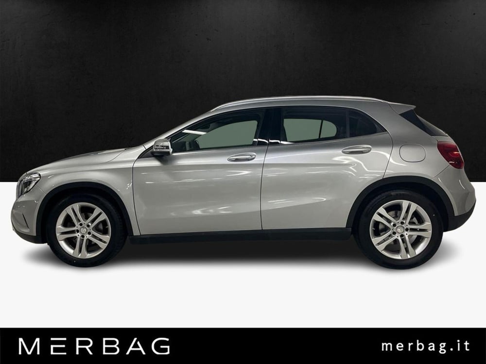 Mercedes-Benz GLA SUV usata a Milano (6)