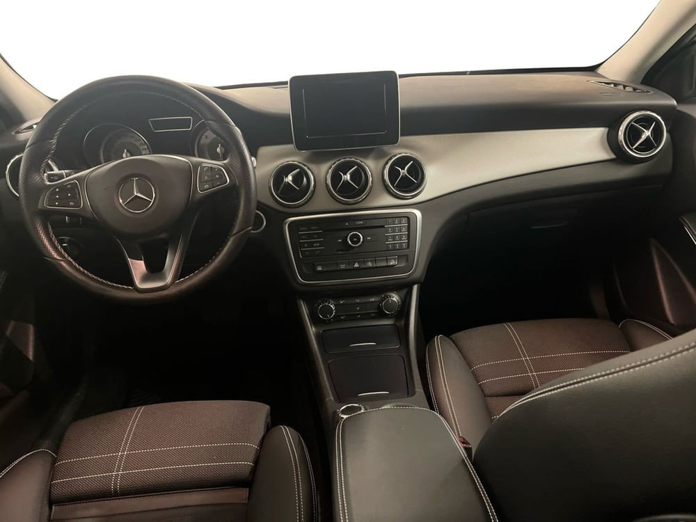 Mercedes-Benz GLA SUV usata a Milano (9)