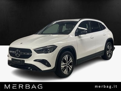 Mercedes-Benz GLA SUV 180 d Business Extra auto del 2024 usata a Milano