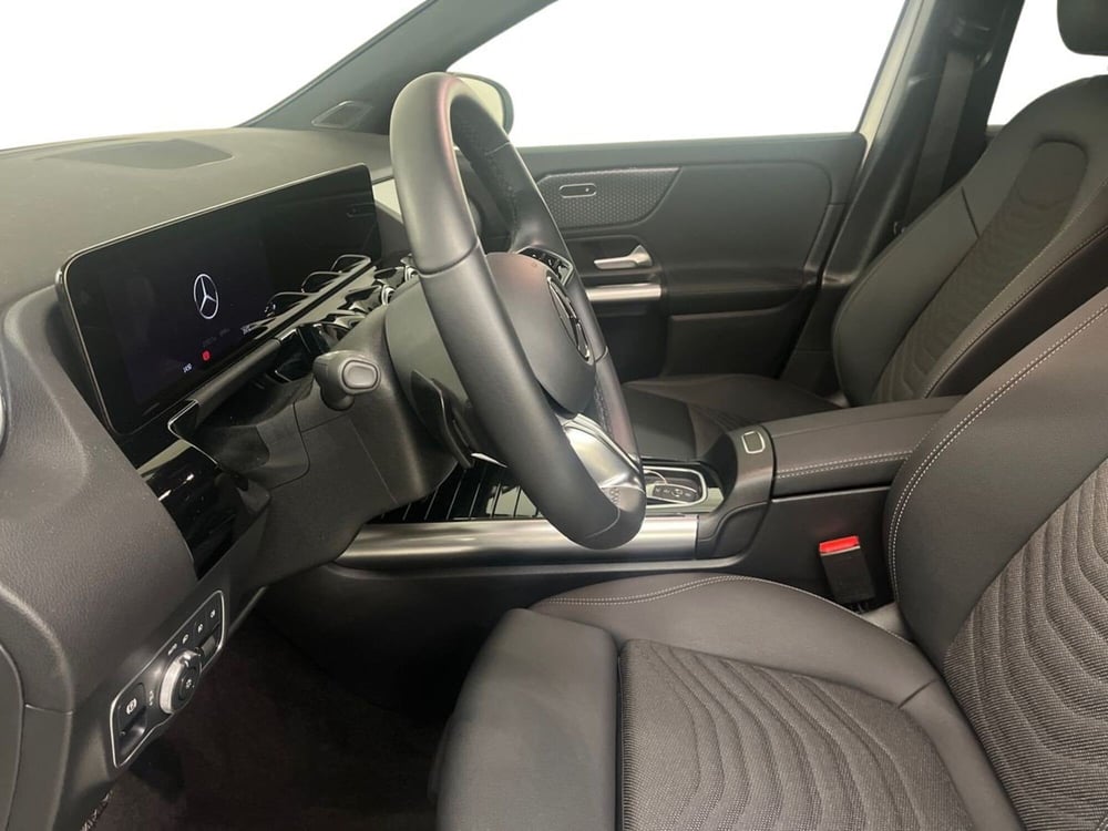 Mercedes-Benz GLA SUV usata a Milano (10)