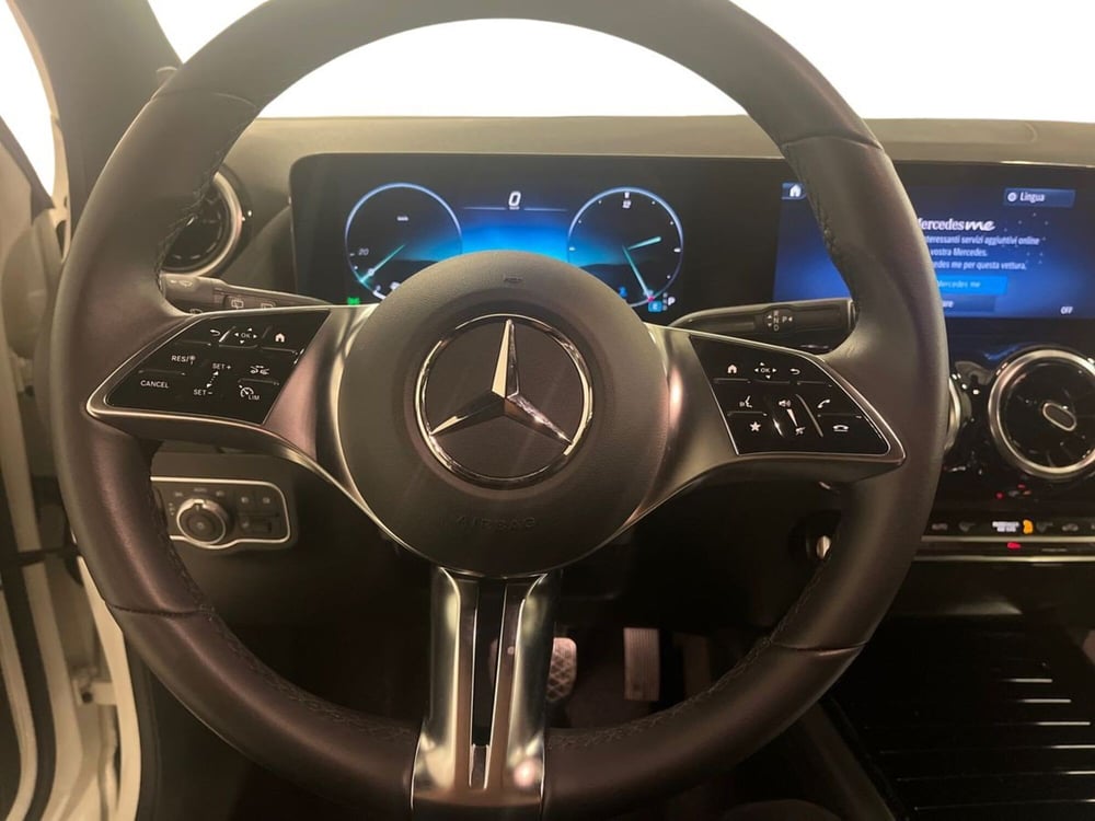 Mercedes-Benz GLA SUV usata a Milano (11)