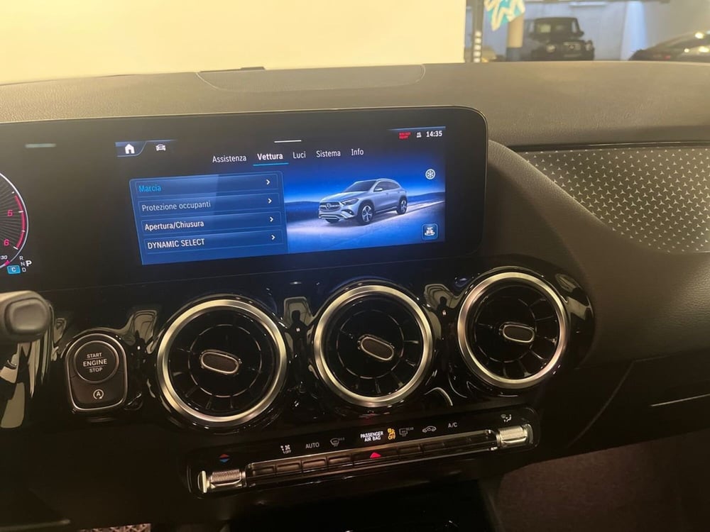 Mercedes-Benz GLA SUV usata a Milano (12)