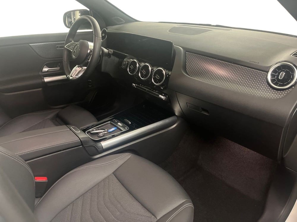 Mercedes-Benz GLA SUV usata a Milano (15)