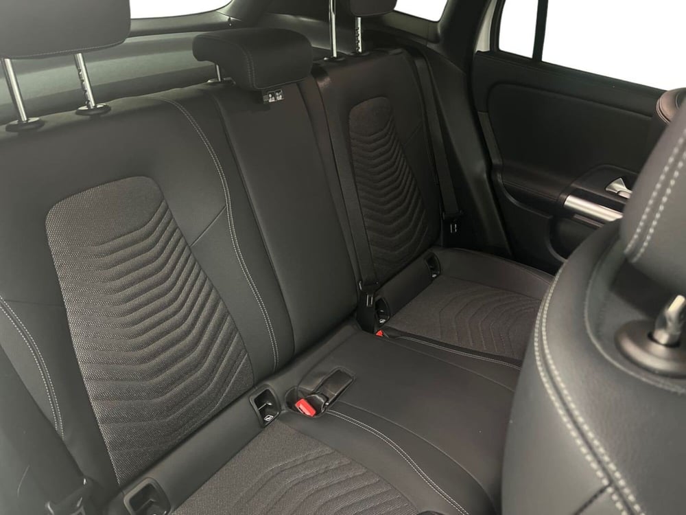 Mercedes-Benz GLA SUV usata a Milano (16)