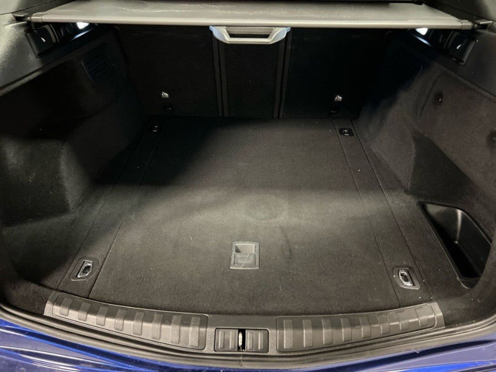 Alfa Romeo Stelvio usata a Macerata (7)