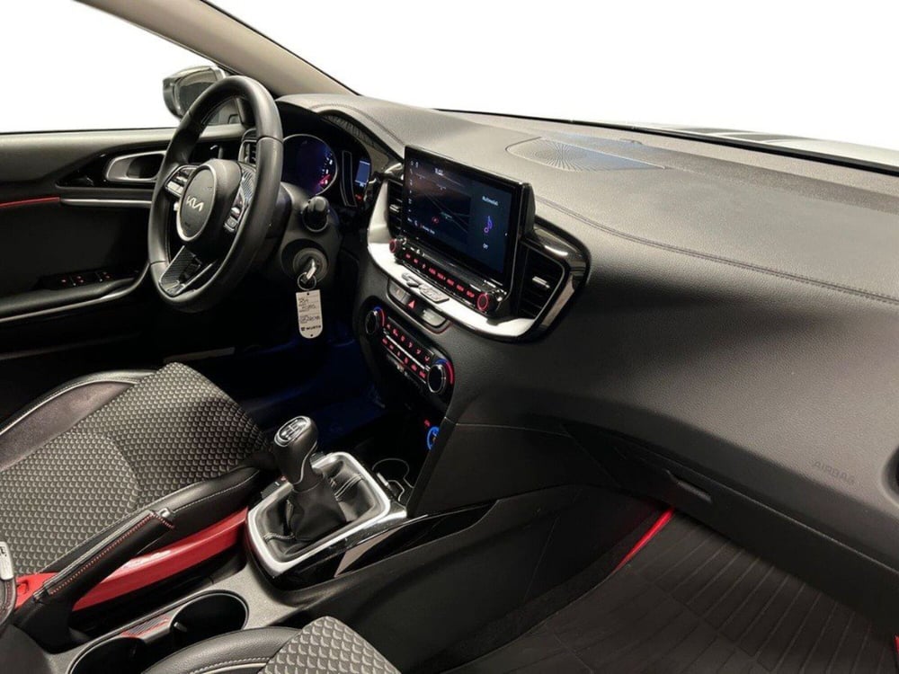 Kia XCeed usata a Macerata (12)