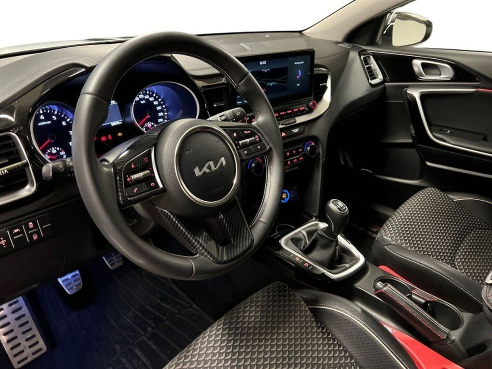 Kia XCeed usata a Macerata (16)