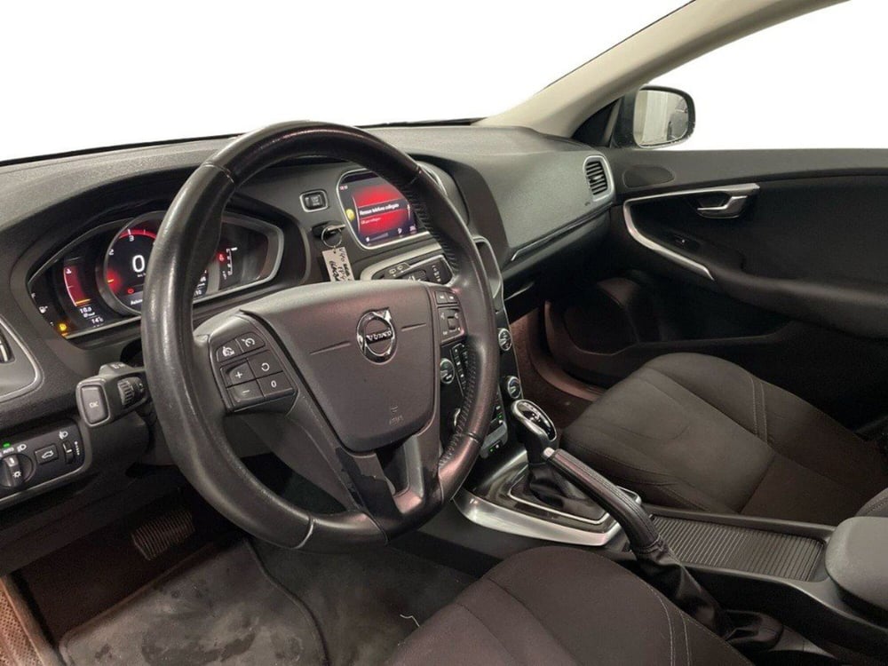 Volvo V40 usata a Macerata (16)