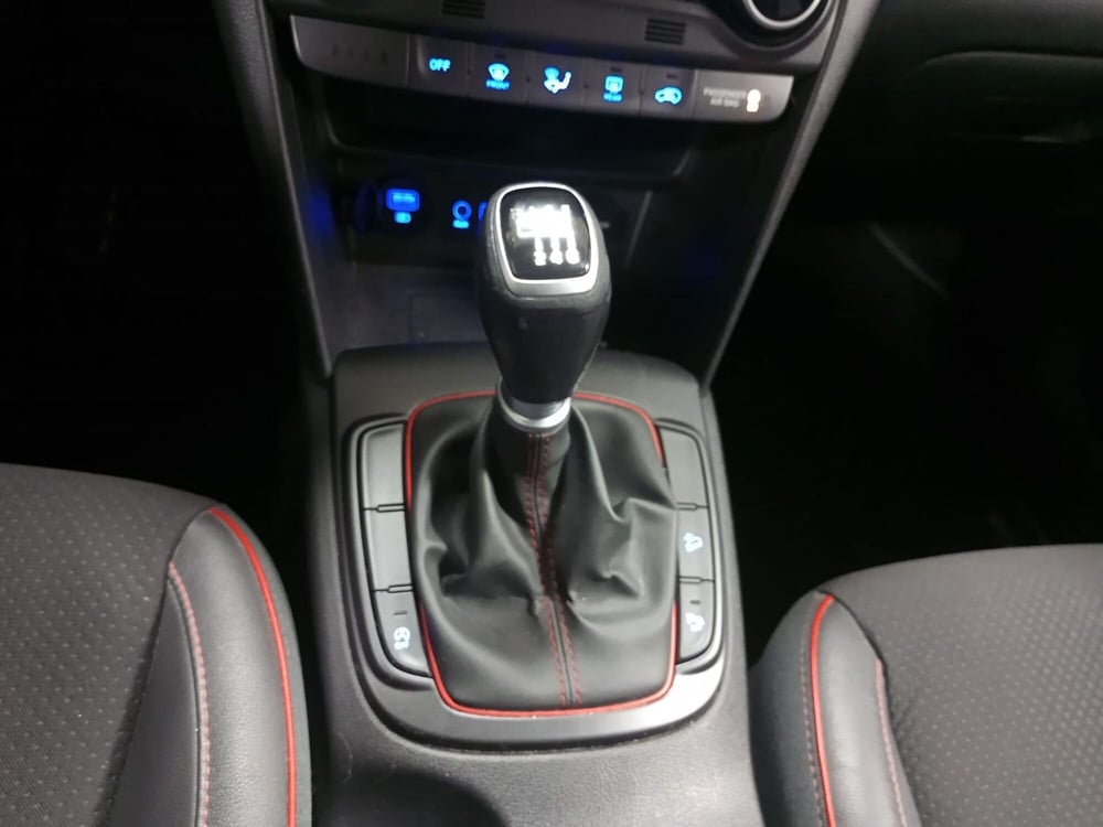 Hyundai Kona usata a Torino (11)
