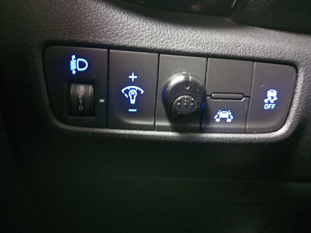 Hyundai Kona usata a Torino (14)