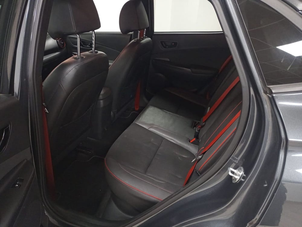 Hyundai Kona usata a Torino (16)
