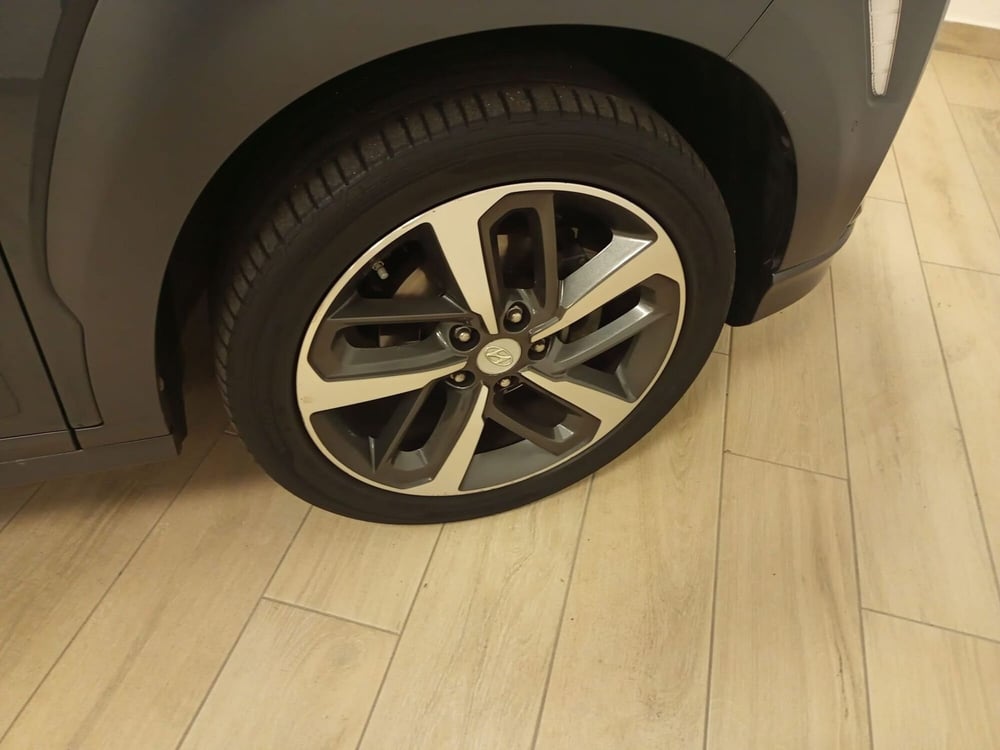 Hyundai Kona usata a Torino (18)