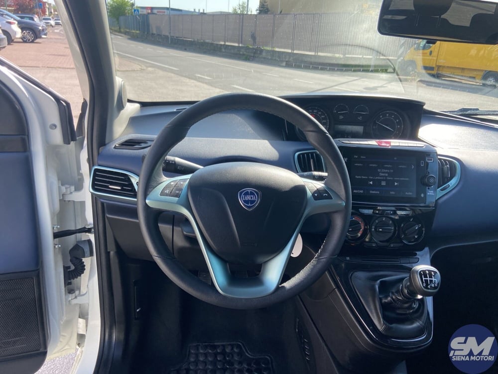 Lancia Ypsilon usata a Siena (15)