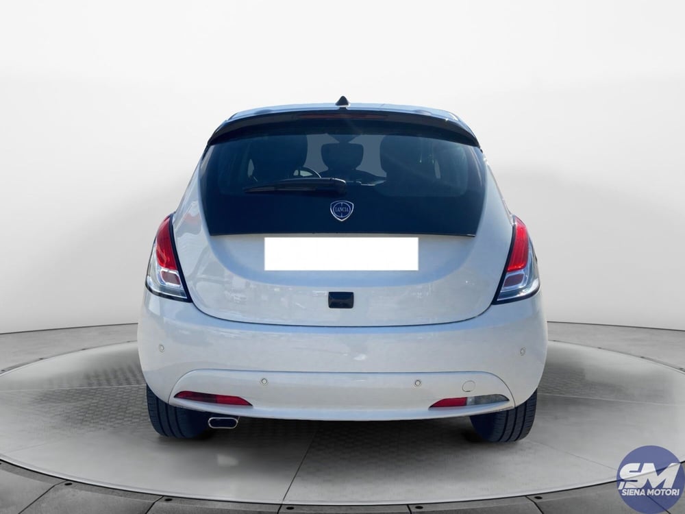 Lancia Ypsilon usata a Siena (4)