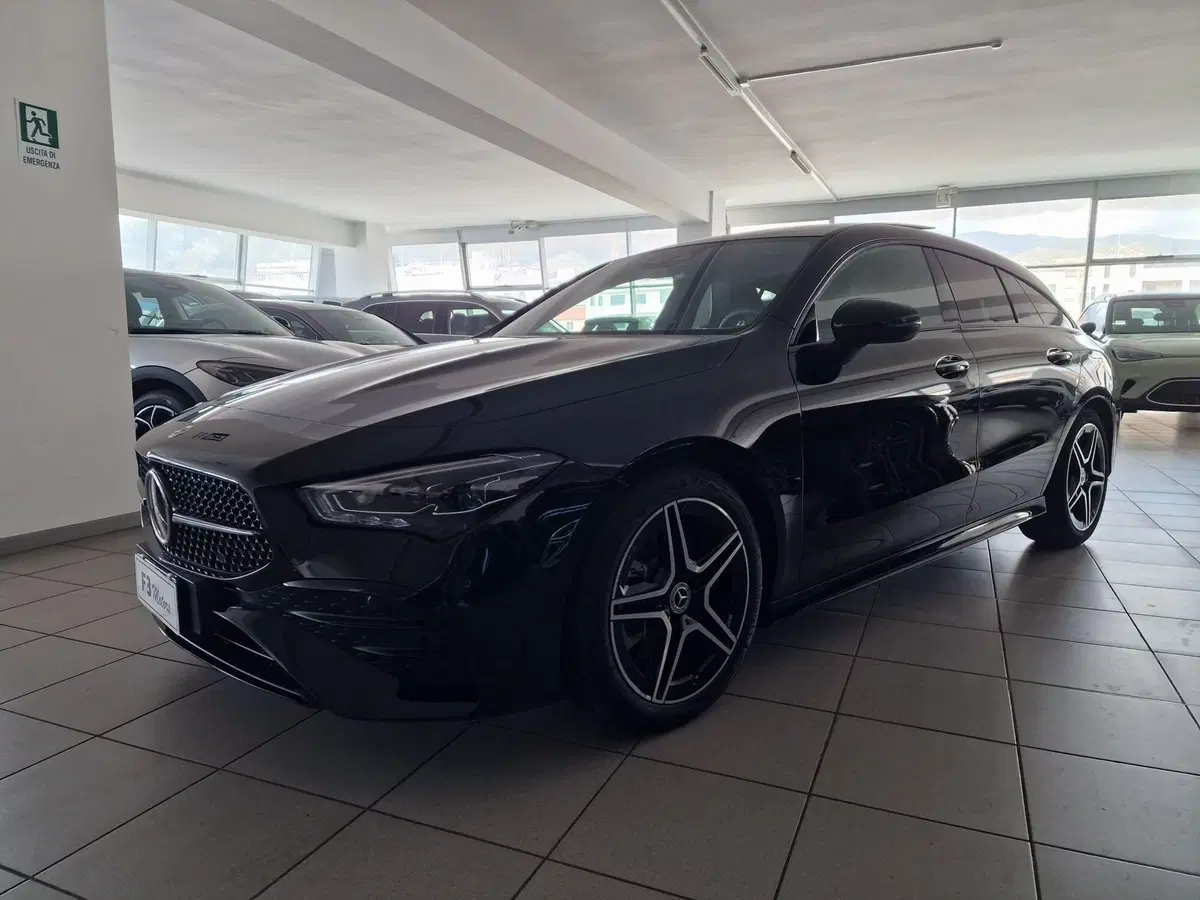 Mercedes-Benz CLA Shooting Brake nuova a Messina