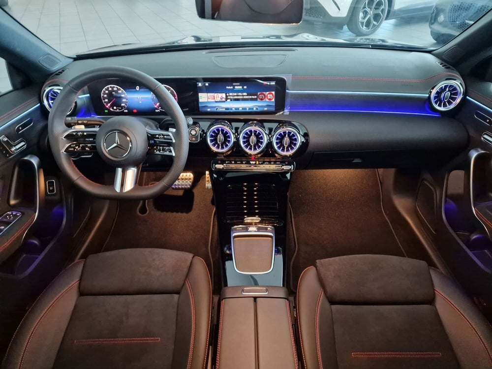 Mercedes-Benz CLA Shooting Brake nuova a Messina (11)